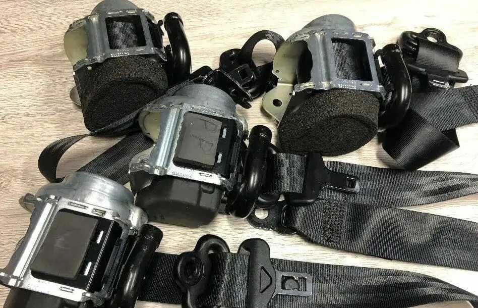 Ремонт - Рециклиране на предпазни авто колани - сервиз