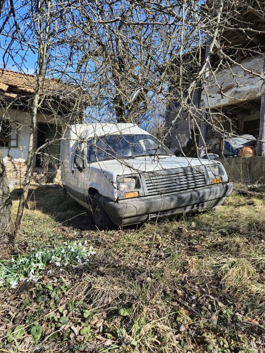 Renault Express на Части