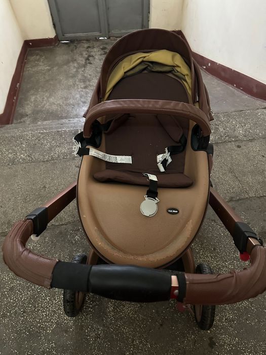 De vanzare carucior pentru copii