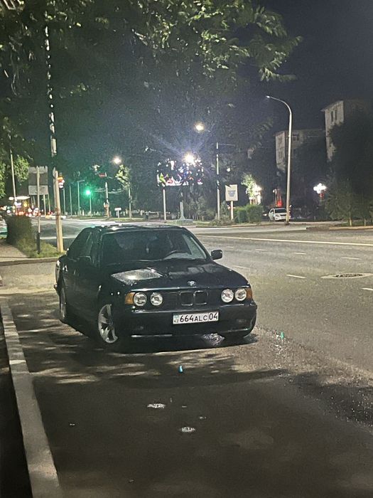 Продам BMW 5