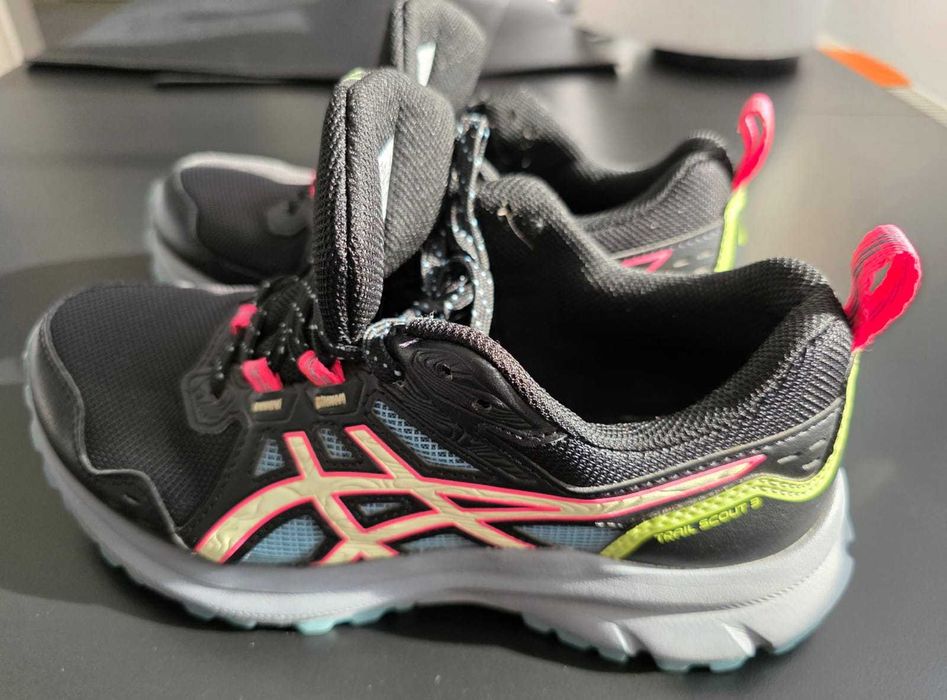 ASICS Pantofi Sport pentru Alergare Dama, Textil, Negru 37