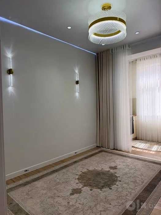 "Asia House Uashnabod kadisheva 2/1/8 40m2 Sotiladi kvartira "