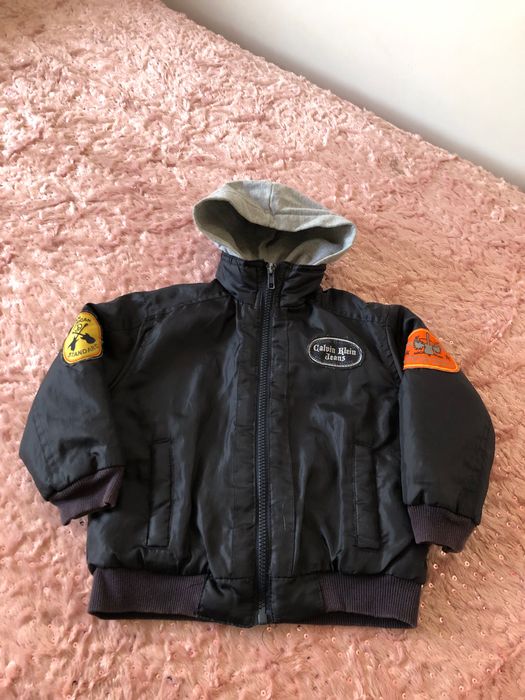 Детско зимно яке с качулка Calvin Klein Jeans