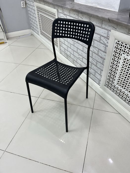 Стулья разные (барные)