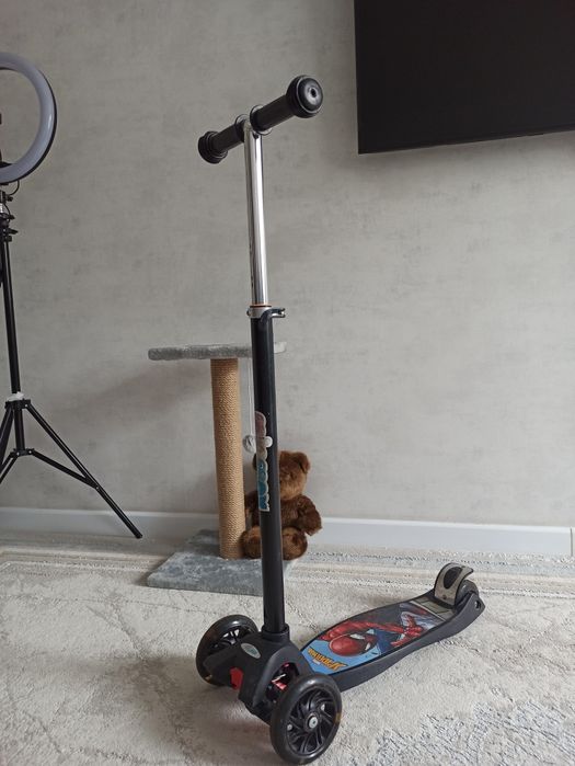 Самокат детский с наклоном поворота