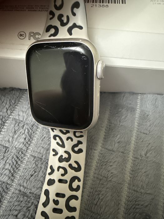 Apple Watch Series 8. Starlight 41мм S/M