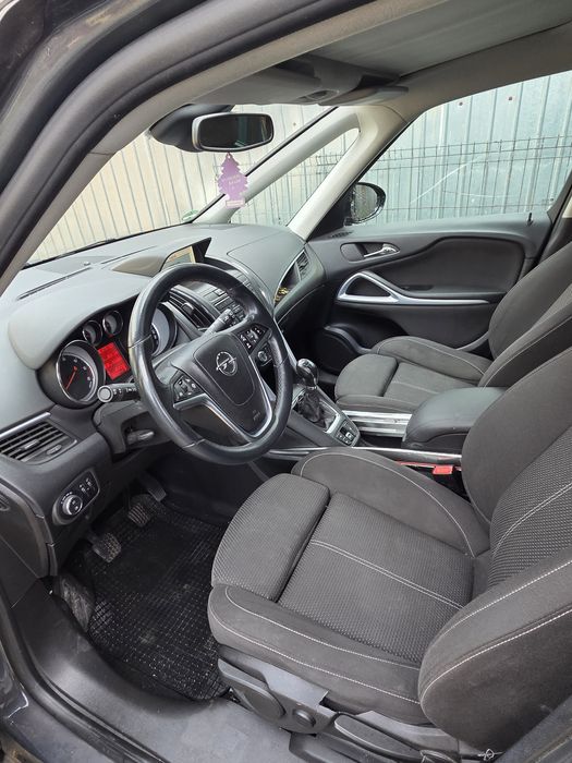 Opel Zafira C tourer 2014 euro 6