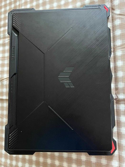 Laptop Gaming ASUS TUF F15 + PERIFERICE