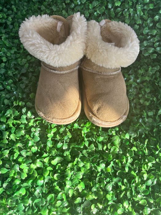 Ghete , cizme copii  H&M , marime 24