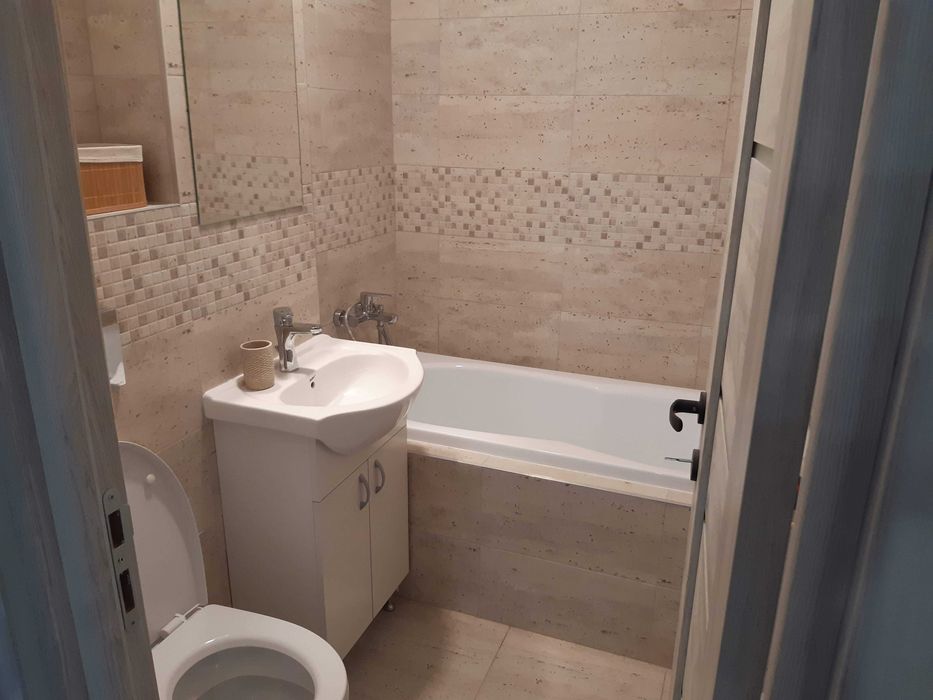 Inchiriez apartament 2 camere