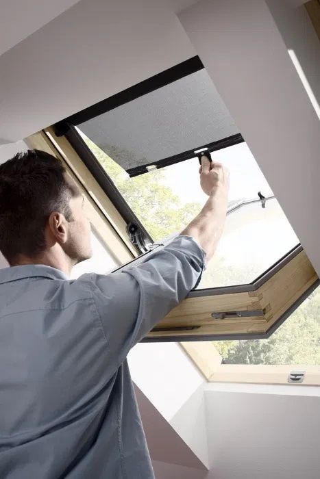 Rulou exterior parasolar pentru reducerea căldurii VELUX MHL