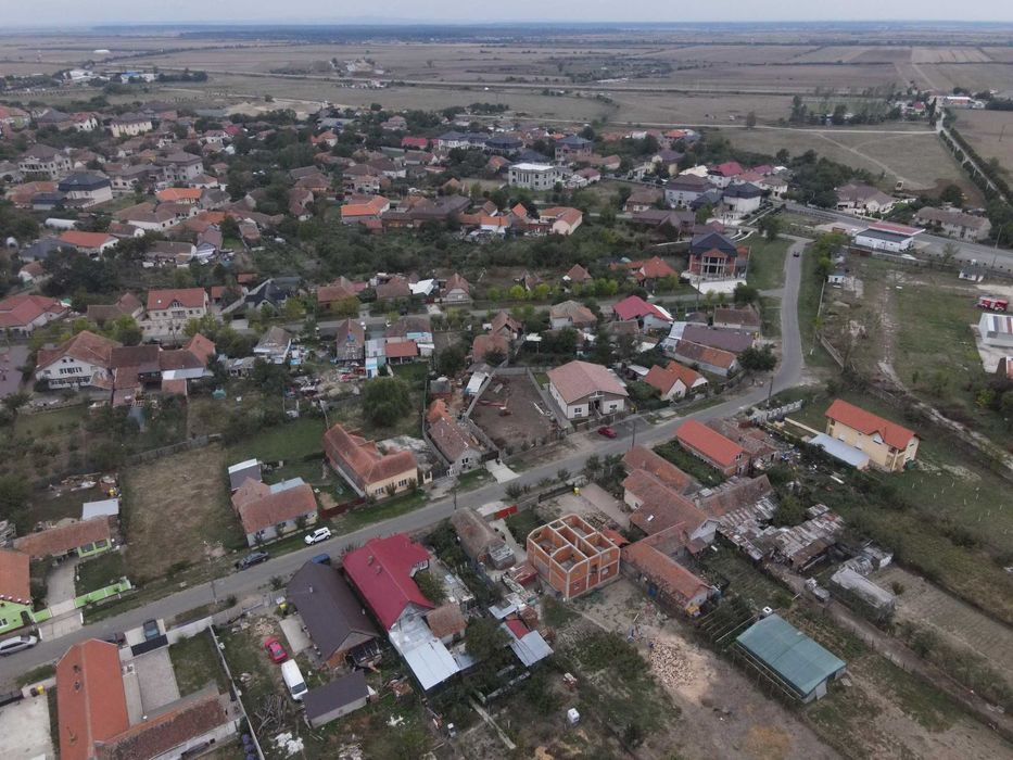 Teren Intravilan 743 mp cu Utilități – Ideal pentru Casa Ta în Recaș