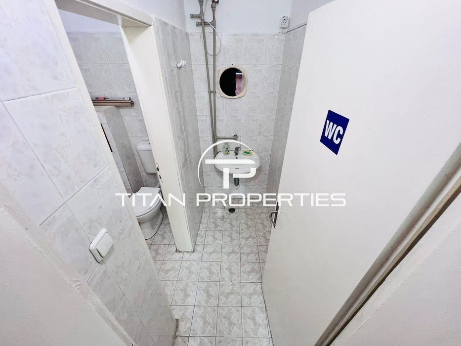Дава се под наем Магазин в Бургас, Център - 45 кв.м за 398.82 € - Снимка #3