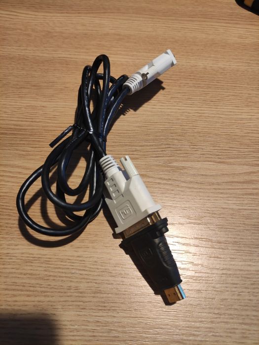 Vand monitor 24 inch