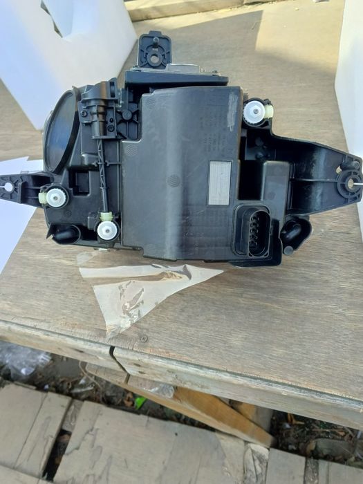 Фары амода С5 новые