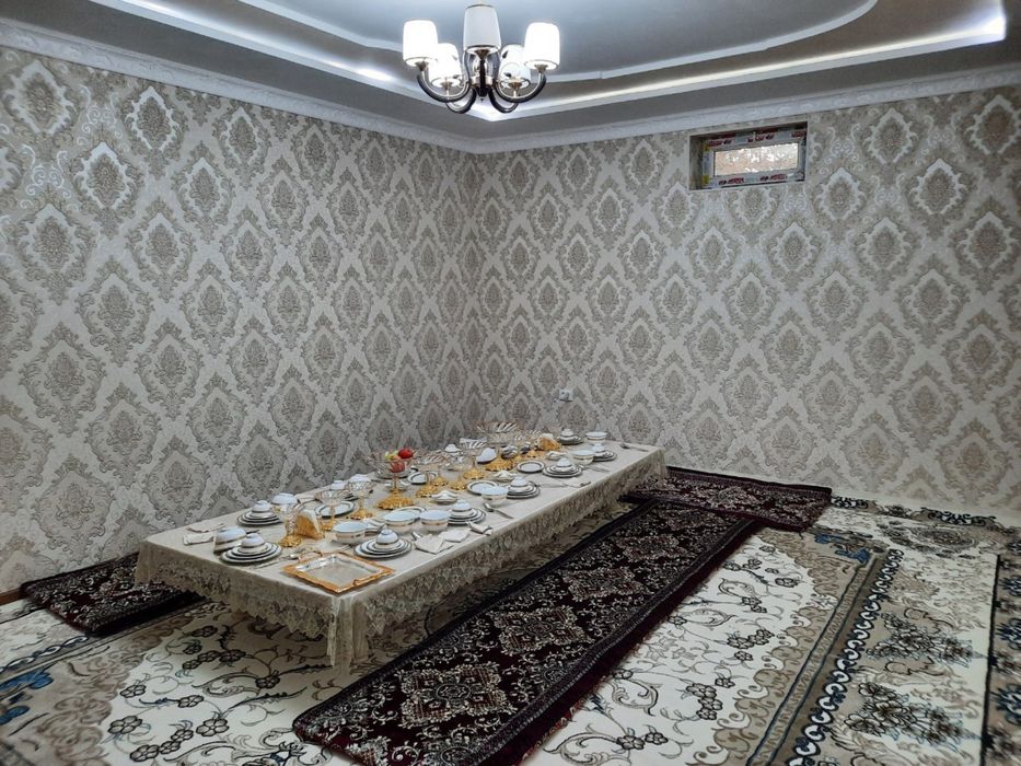 Ховли уй сотилади 7 хона Битта ховлида 2 уй Алохида 2та оила яшаса бул