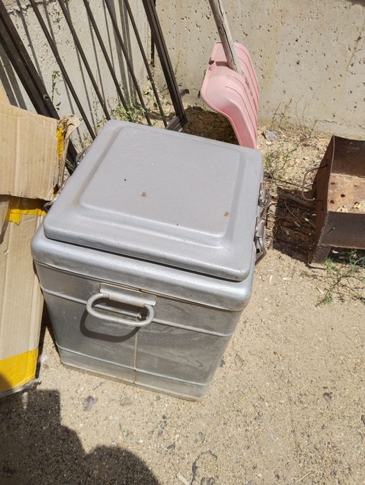 Продам термос из пищевого алюминия