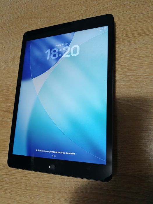 iPad 8 ca Nou 128Gb wi fi Generația 8 impecabil