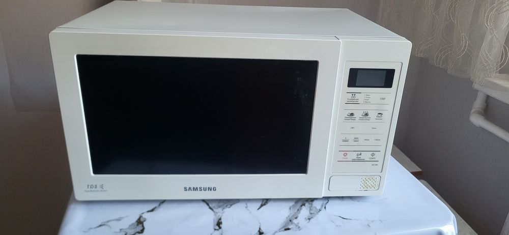 Продам микроволновую печь