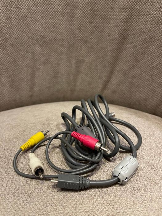 Продам Видео Камеру