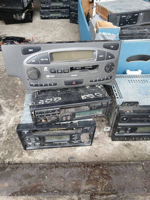 Магнитофоны продам.