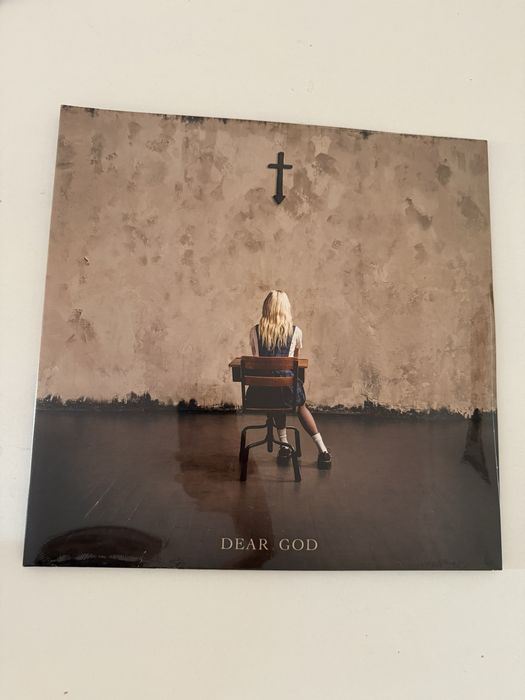 The Pretty Reckless - Dear God (Signed Red Velvet Vinyl)