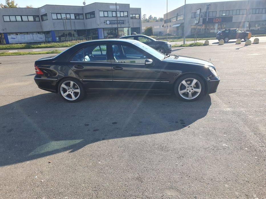 Vând. Ercedes c220 din 2005