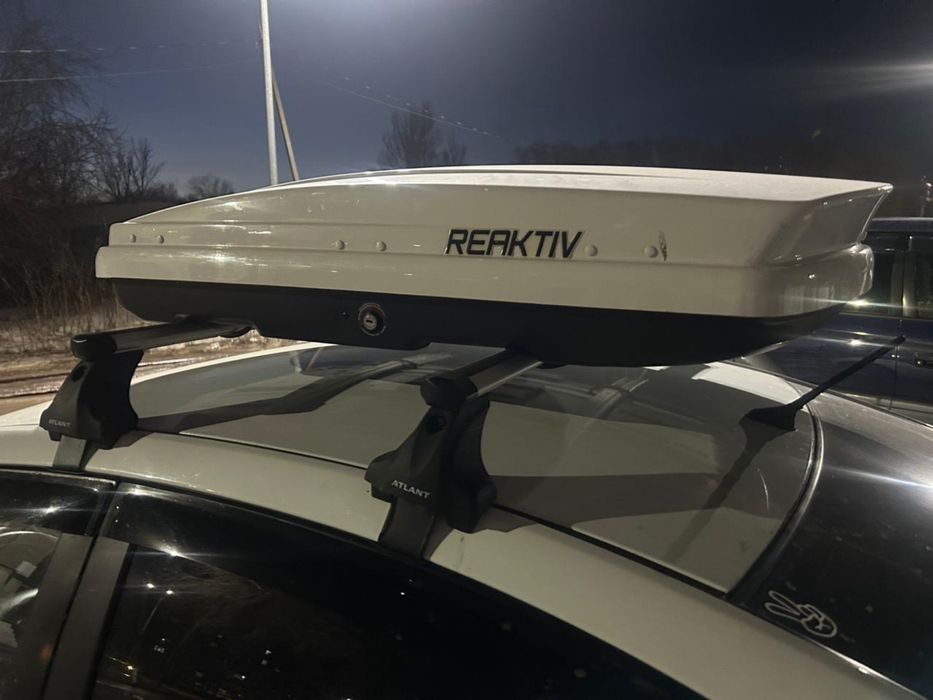 Продаеться Автобокс