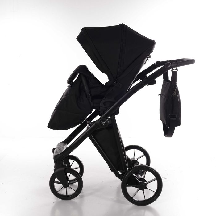 Бебешка количка JUNAMA SMART V3 3в1 с столче за кола