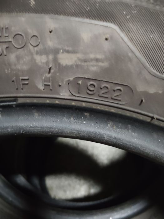Vând anvelope hankook vară
