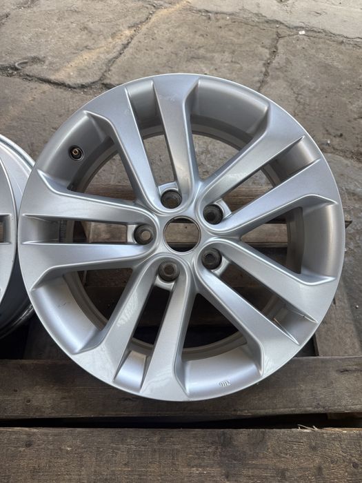 Jante aluminiu originale Nissan Juke Qashqai Xtrail sau Dacia Duster pe 17"