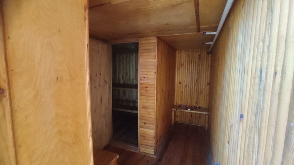 Продается дача в п.Навбахор, Паркентский район