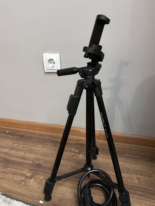 Штатив для сьемки