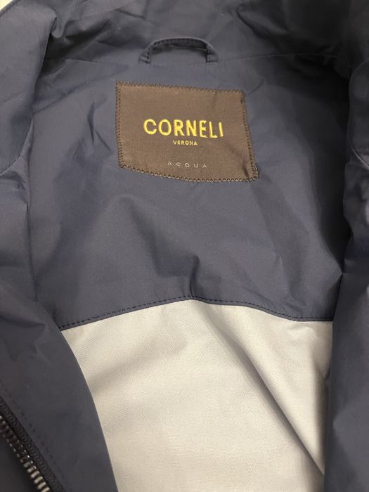 Ветровка Corneli