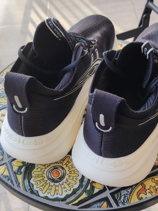 Asics Nimbus 27 41/5