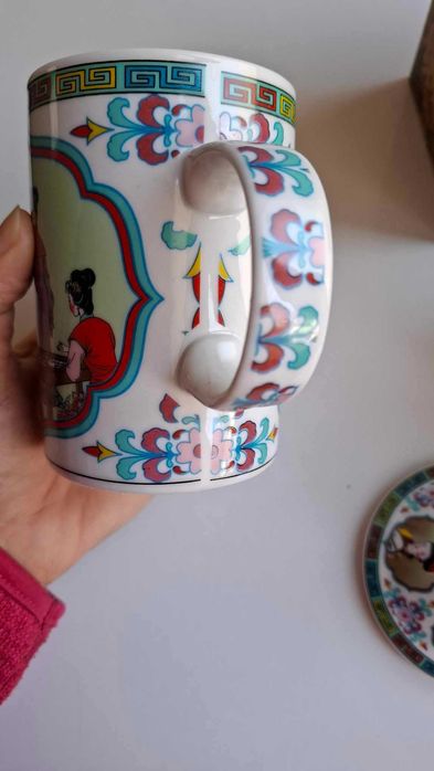 Японска чаша за чай с цедка и капак