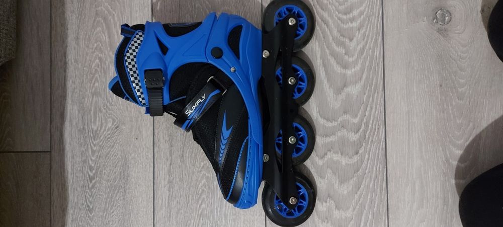 Vând role extensibile 39-42