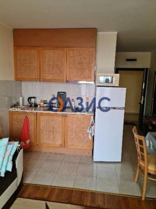 Продава се Двустаен апартамент в к.к. Слънчев бряг - 60 кв.м за 697 €/кв.м - Снимка #3