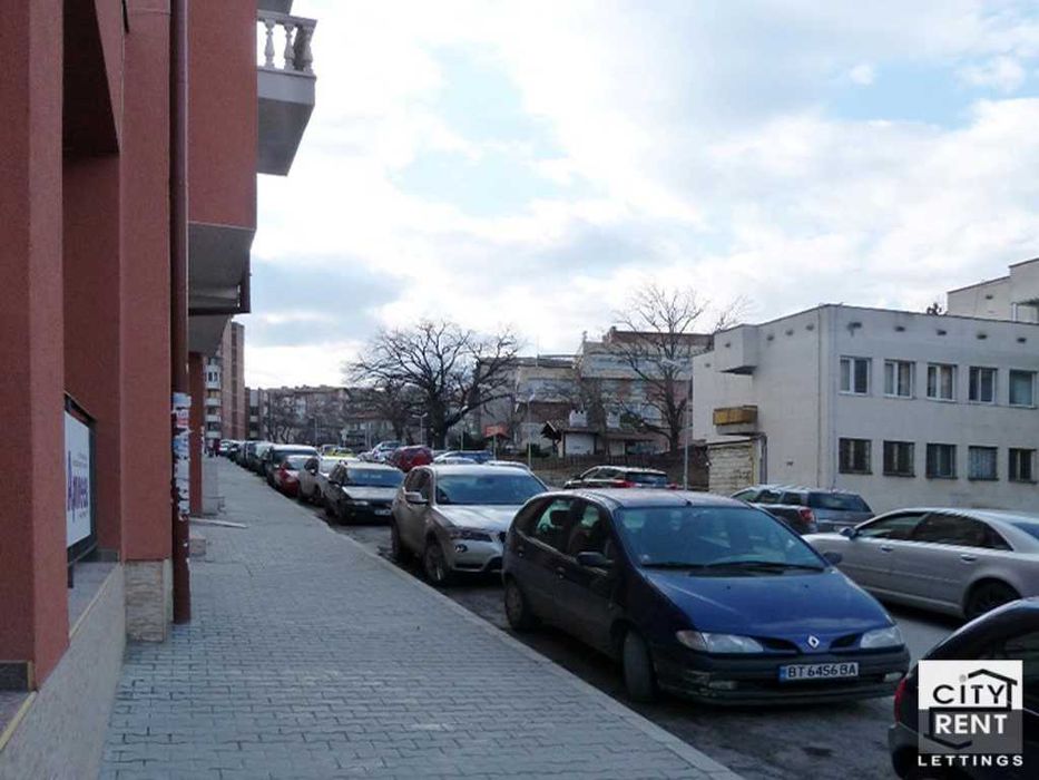 110679 Козметичен салон под наем до Стадиона във Велико Търново