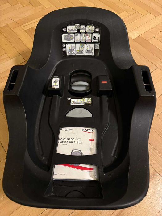 Бебешко столче Britax Römer Baby-Safe 2 i-Size+ISOFIX база и аксесоари
