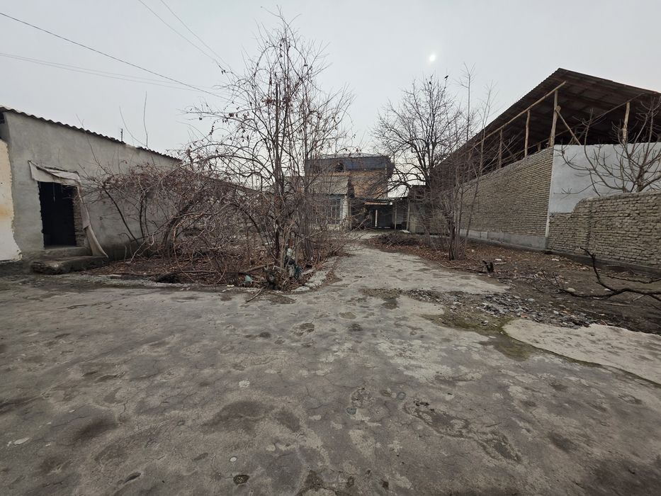 Беш болада 6 сотик эски ховли сотилади