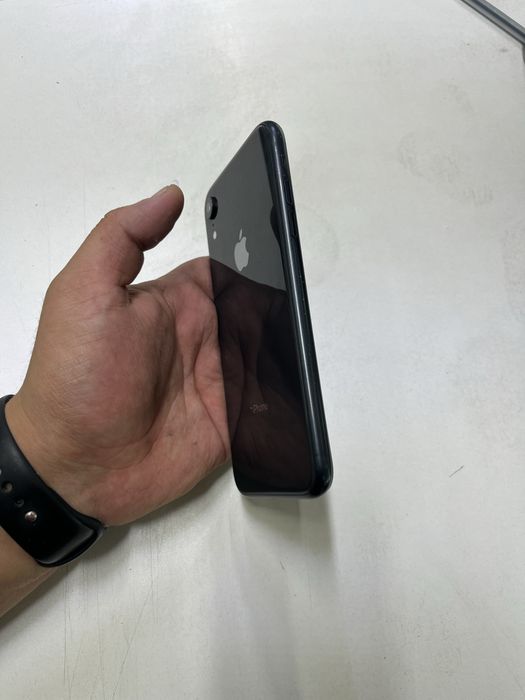 Iphone XR (64GB) в идеальном состояний