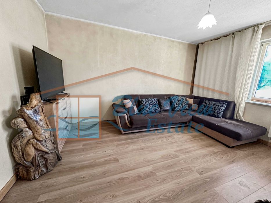 Продава се Къща в с. Царичино, Област Добрич - 192 кв.м за 399 €/кв.м - Снимка #5