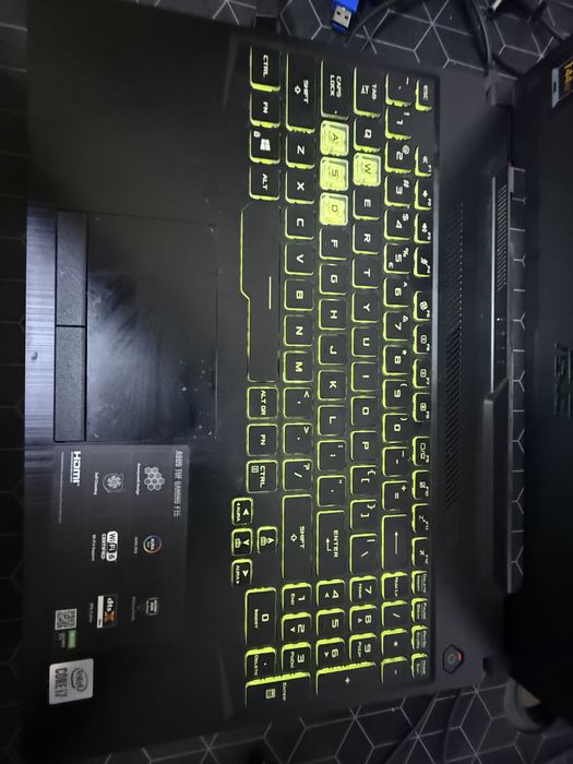 Laptop asus Tuf A15 ( super pret )