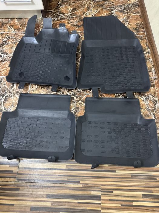 Covorase auto Logan3