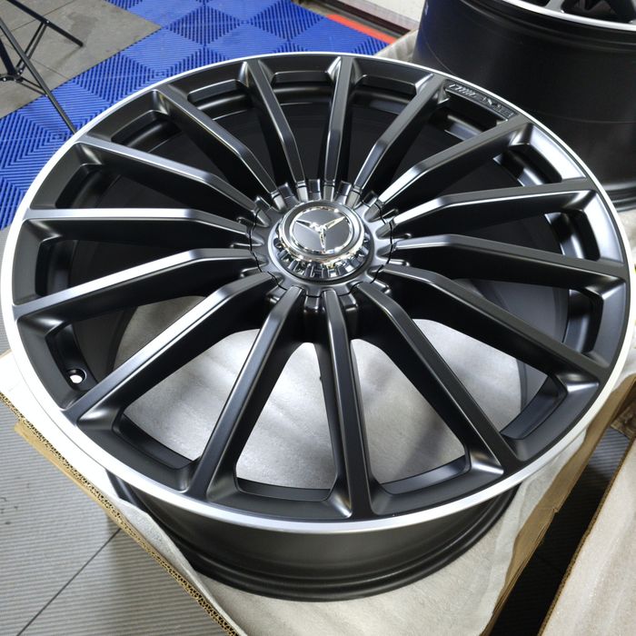 Нови оригинални AMG  джанти 22 цола Mercedes  GLS 63 AMG +Michelin гум