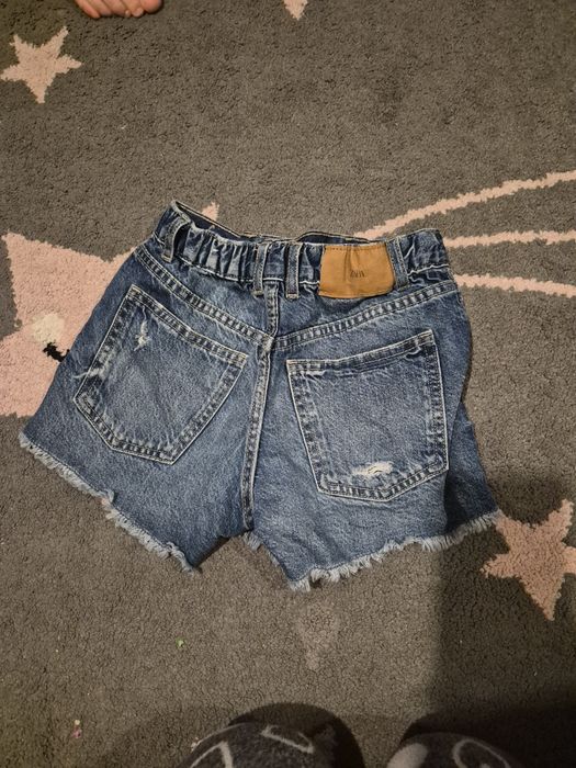 Къси панталонш зара 140 размер