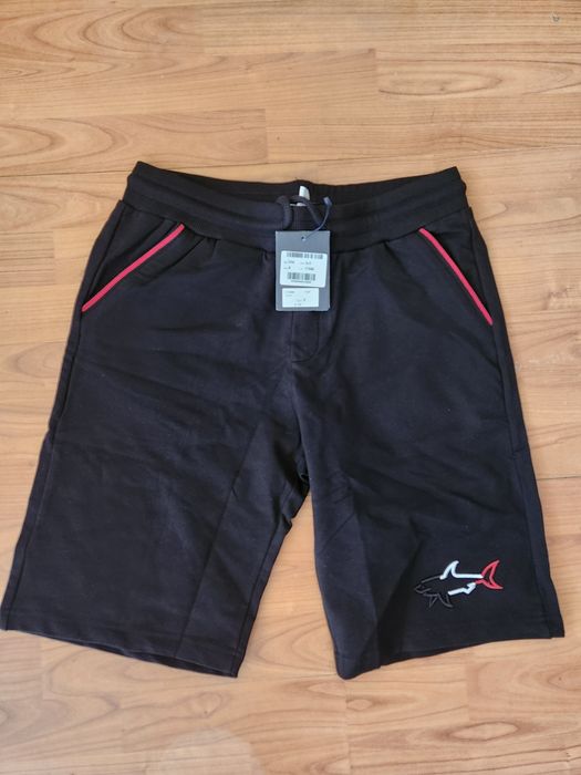 Pantaloni scurți de barbat