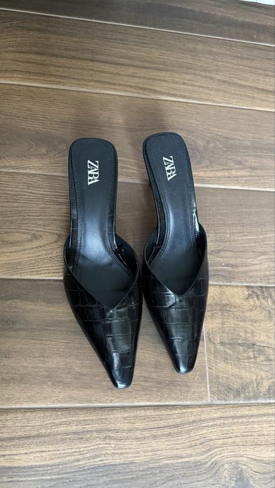 Сандали с нисък ток kitten heels Zara