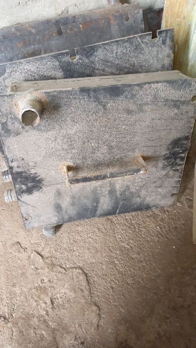 Кумир котёлга мослашкан эримайдиган сувлик таёр эшиклар сотилади.